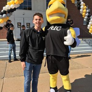 Meet your Posher, Michael